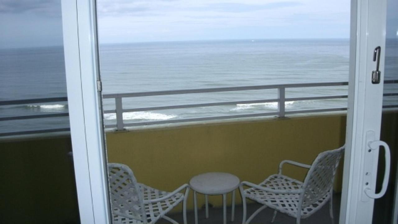 Ocean Walk Resort - Astonishing Ocean Front View 代托纳海滩 外观 照片